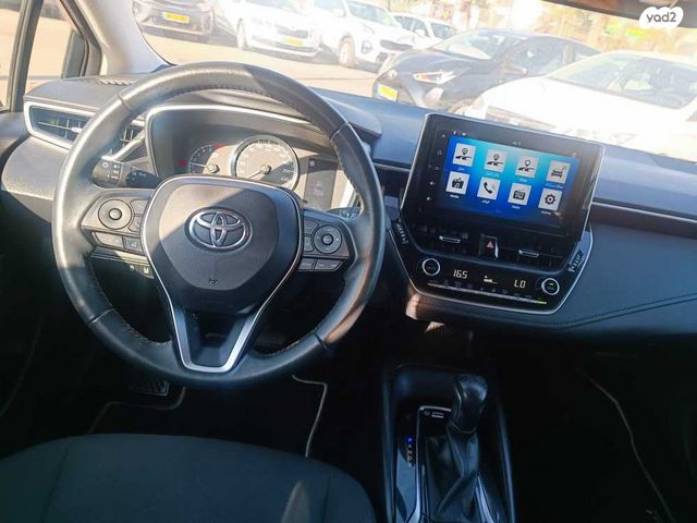 טויוטה קורולה