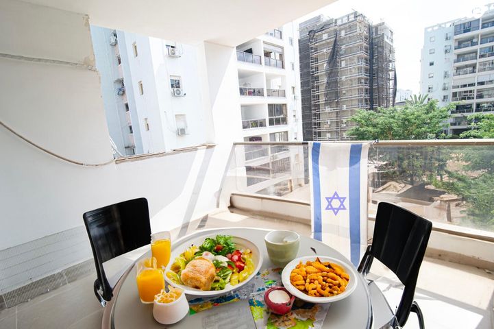 דירה, יהויכין המלך, רובע י"ג, אשדוד