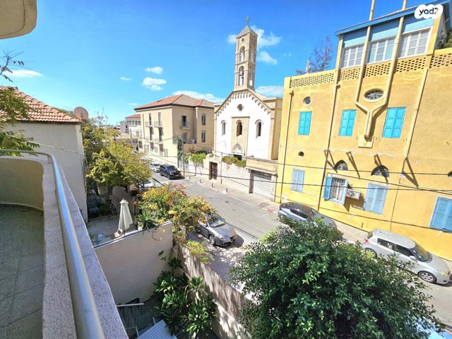 דירה, הדולפין 15, עג'מי, גבעת העליה, תל אביב יפו