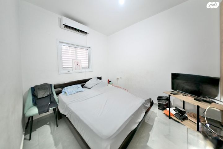 דירה, שלמה מולכו, רמב"ם, ראשון לציון