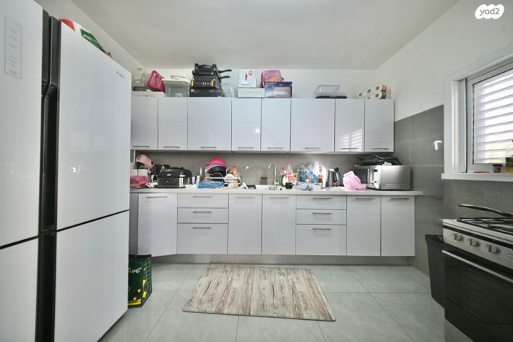 דירה, שלמה מולכו, רמב"ם, ראשון לציון