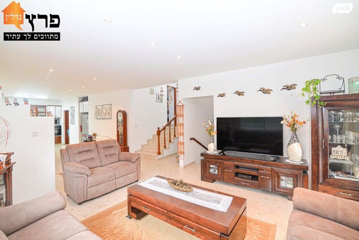 בית פרטי/ קוטג', יעקב, בנימינה גבעת עדה