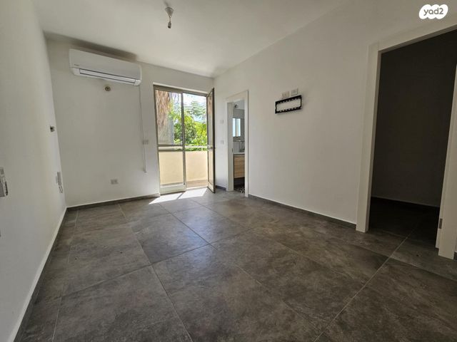 דירה, הדולפין 15, עג'מי, גבעת העליה, תל אביב יפו