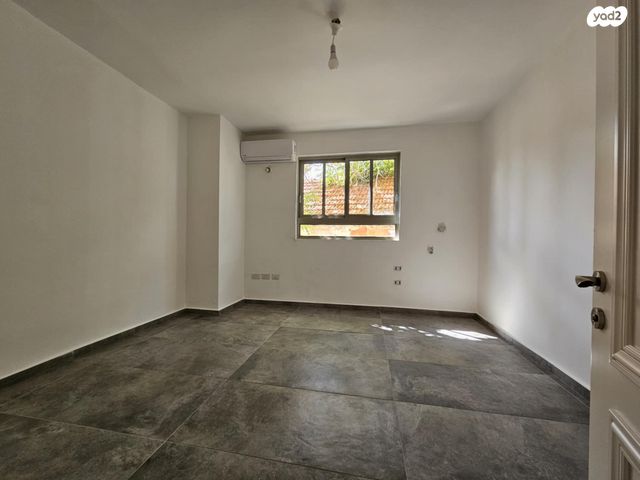 דירה, הדולפין 15, עג'מי, גבעת העליה, תל אביב יפו