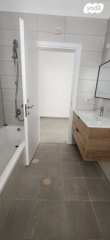 דירה, האורנים, פרדס חנה כרכור