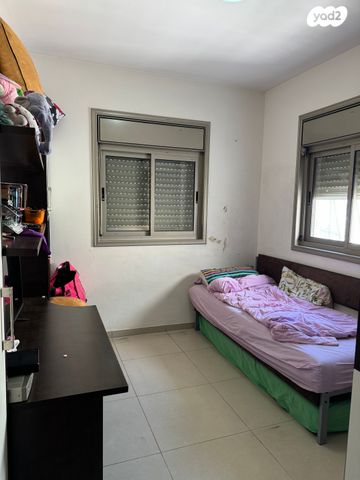 גג/ פנטהאוז, נחמיה תמרי, קרית אילון, חולון