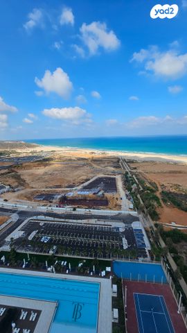 דירה, אהוד מנור, נתניה