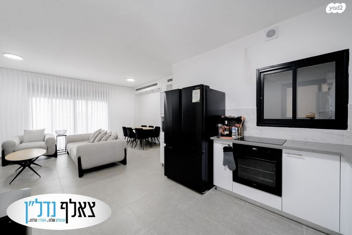 דירה, דרך ארץ, עיר היין, אשקלון