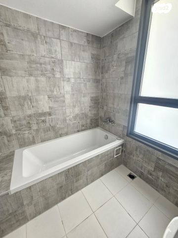 דירה, אלמוג, אכזיב, נהריה