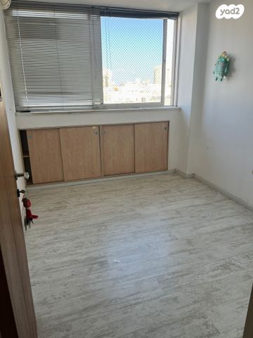 משרדים, סוקולוב, מרכז, קרית עבודה, חולון