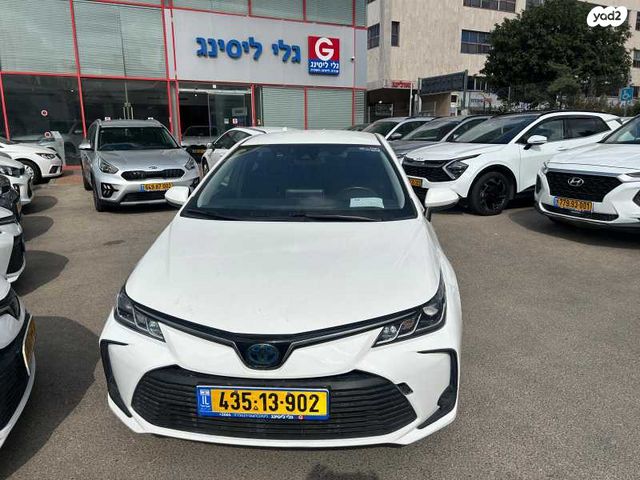 טויוטה קורולה