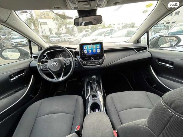 טויוטה קורולה