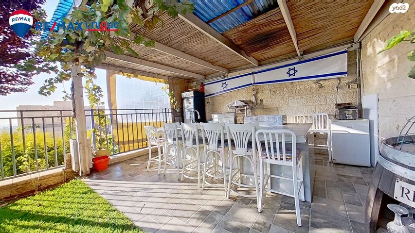 דירת גן, מודיעין מכבים רעות