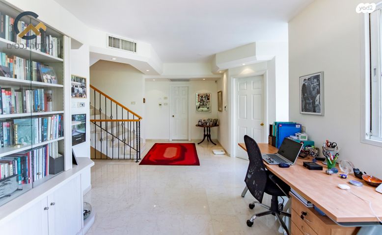 בית פרטי/ קוטג', רמות מנחם, הוד השרון