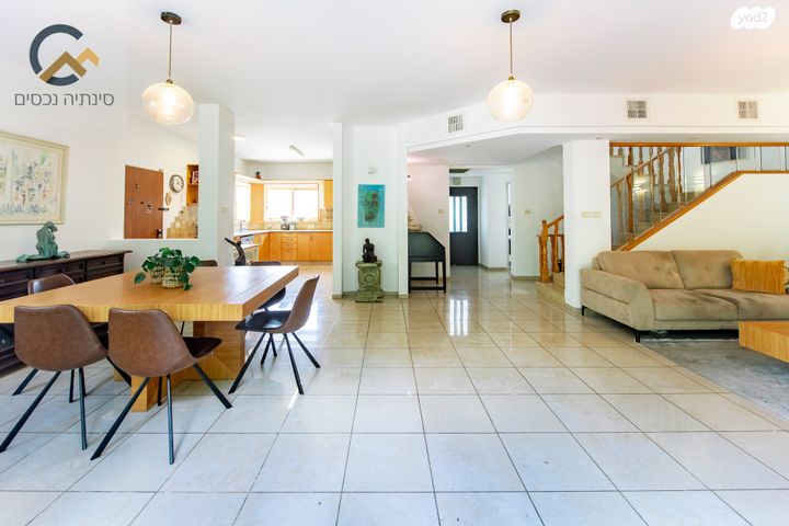 בית פרטי/ קוטג', הדר, הוד השרון