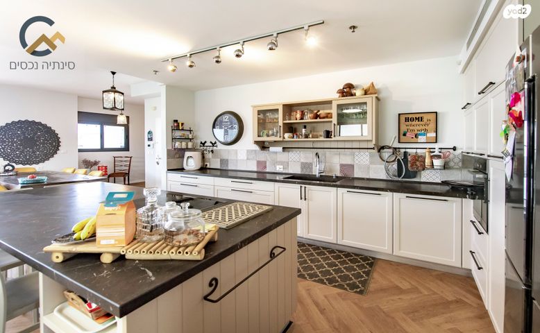 גג/ פנטהאוז, רמתיים, הוד השרון