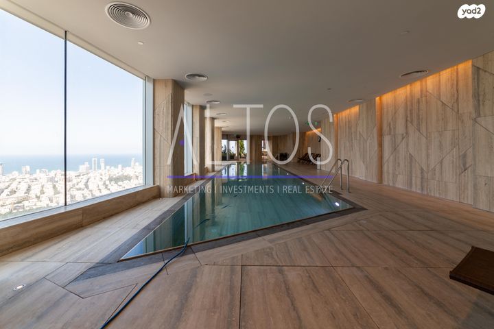 גג/ פנטהאוז, גרציאני יצחק 8, גני שרונה, קרית הממשלה, תל אביב יפו