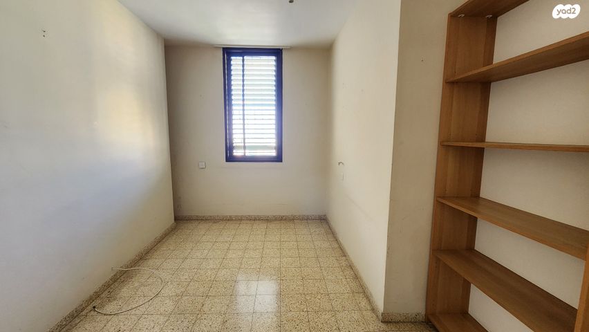 דירה, דב הוז 17, מעוז, כפר סבא