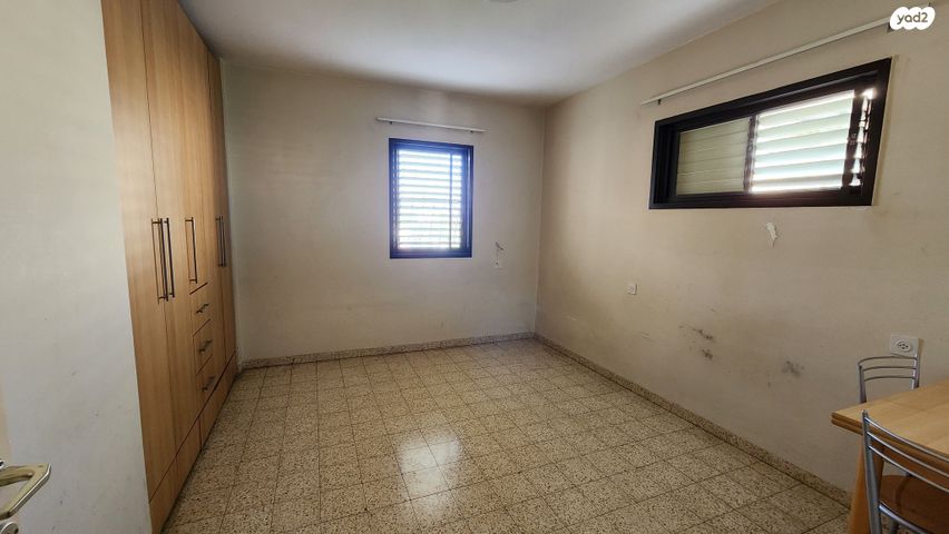 דירה, דב הוז 17, מעוז, כפר סבא