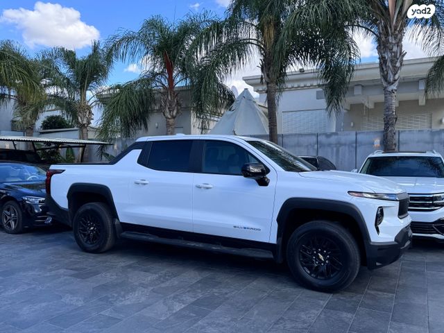 ג'י.אם.סי האמר EV