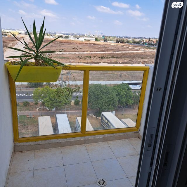 דירה, האלה 22, בני עי"ש