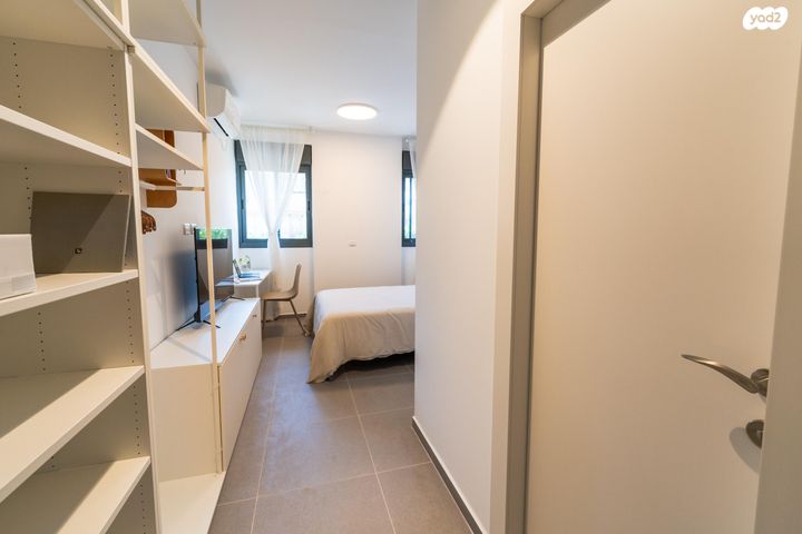 דירה, דרך העצמאות 37, שער פלמר, תחנת רכבת השמונה, חיפה