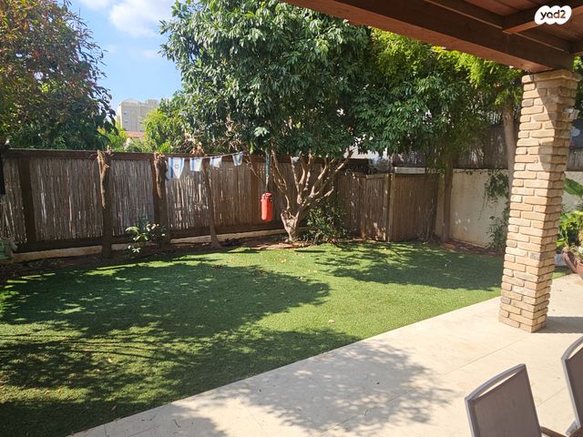 בית פרטי/ קוטג', שיזף, כפר סבא