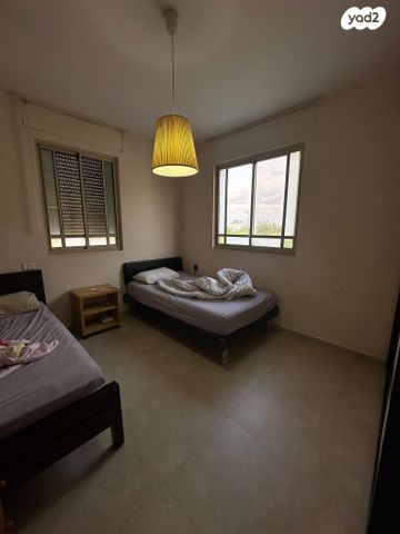 בית פרטי/ קוטג', נחל הירקון, אמירי גן, גדרה