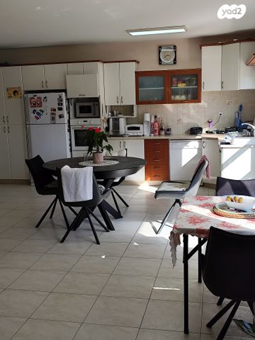 בית פרטי/ קוטג', נאות יצחק רבין, מזכרת בתיה