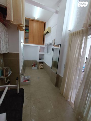 חנויות/ שטח מסחרי, סוקולוב, מרכז, קרית עבודה, חולון