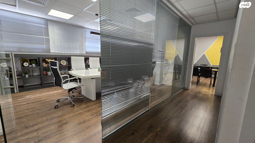 משרדים, דרך מנחם בגין, מונטיפיורי, הרכבת, תל אביב יפו