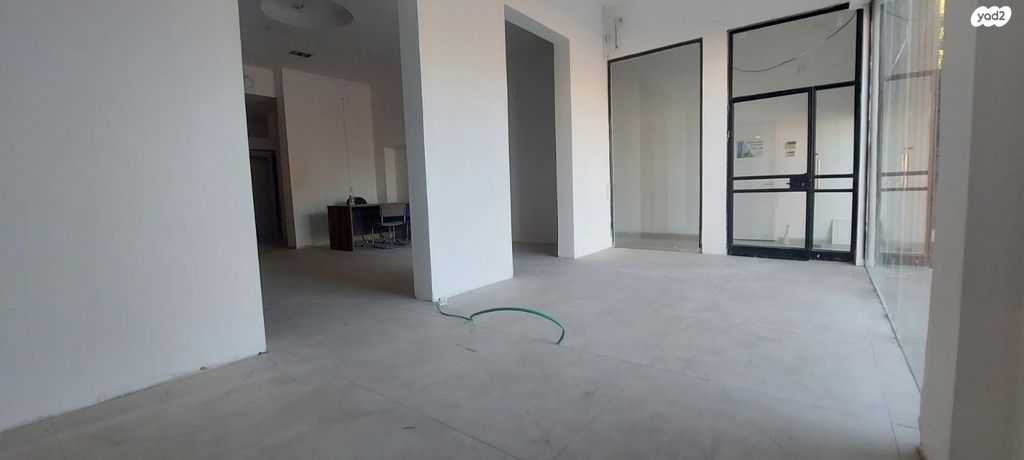 חנויות/ שטח מסחרי, שדרות ההסתדרות 285, אזור תעשיה מפרץ, חיפה