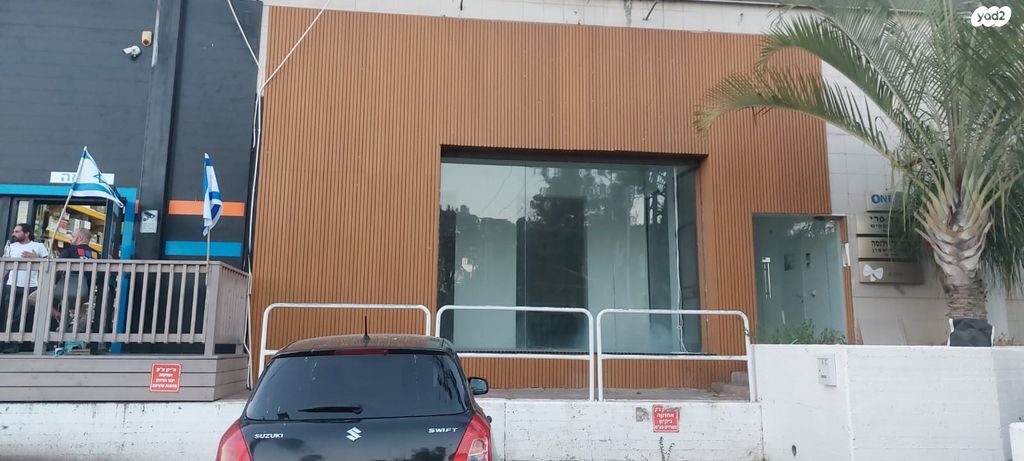 חנויות/ שטח מסחרי, שדרות ההסתדרות 285, אזור תעשיה מפרץ, חיפה