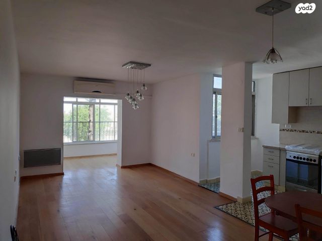 דירת גן, אליעזר קשאני, ארמון הנציב, תלפיות מזרח, ירושלים