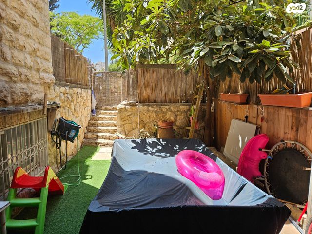 דירת גן, אליעזר קשאני, ארמון הנציב, תלפיות מזרח, ירושלים