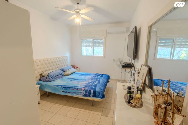 דירה, דבורה, נשר