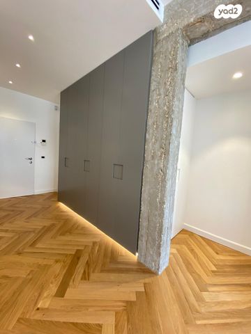 דירה, בוגרשוב 71, הצפון הישן - דרום, תל אביב יפו