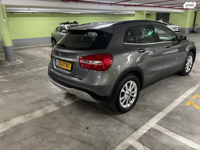 מרצדס-בנץ GLA