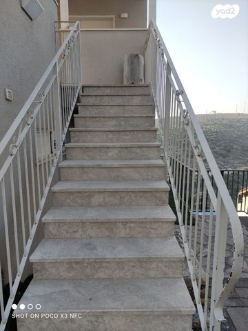 גג/ פנטהאוז, חת"ם סופר 11, עמנואל, עמנואל