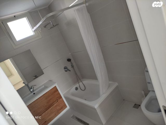 גג/ פנטהאוז, חת"ם סופר 11, עמנואל, עמנואל