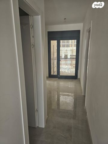 דירה, הנבל, גבעת זאב