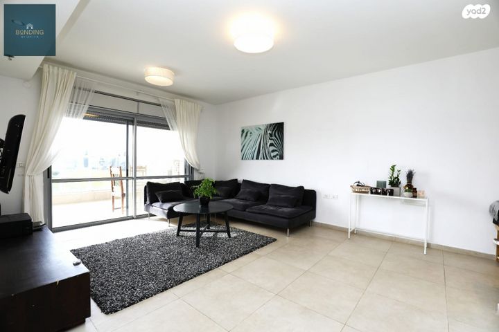 דירה, שדרות יצחק רבין, רמת אמיר, קדימה צורן