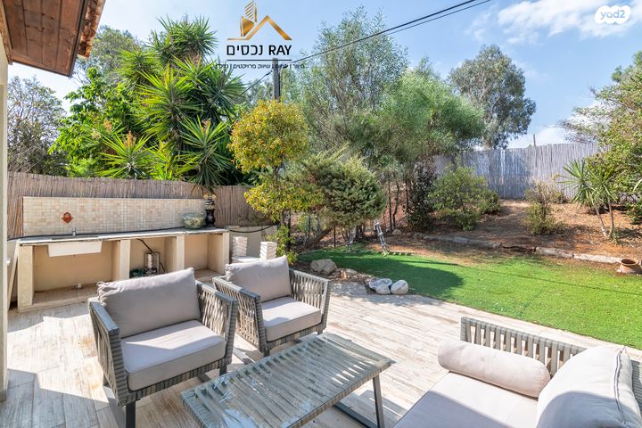 בית פרטי/ קוטג', נווה אילן - צבאי, יבנה