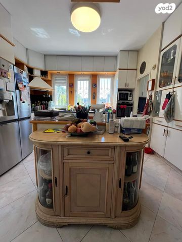 דו משפחתי, הכפיר, ירושלים