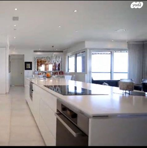 דירה, צמרות איילון, פארק צמרת, תל אביב יפו