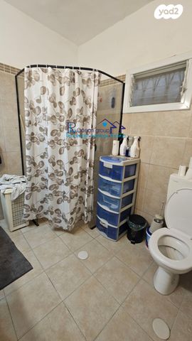 דירה, שדרות ז'בוטינסקי 8, מרכז העיר דרום, נתניה