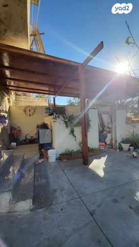 דירת גן, דיזרעאלי 32, עמידר, בנית, לוד