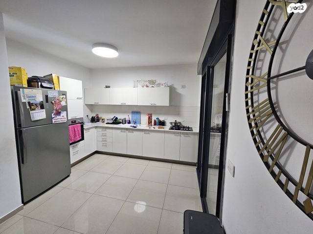 דירה, פרופ' יעקב פולוצקי, גילה, ירושלים