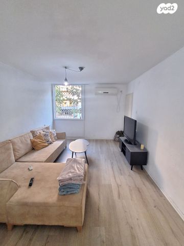 שרה אהרונסון 