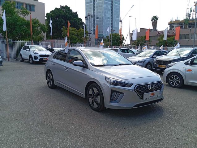 מודעת רכב יונדאי איוניק